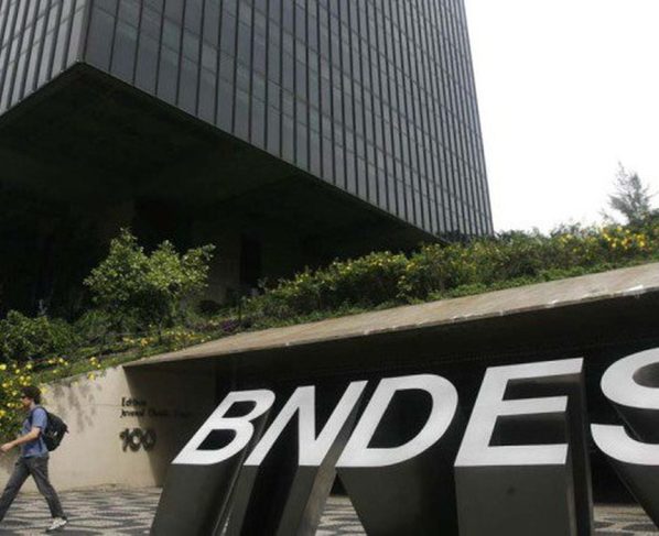 BNDES anuncia concurso com salário inicial de R$ 20,9 mil e 150 vagas, cooperativas