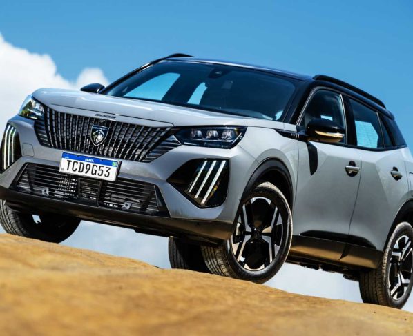 Peugeot 2008 GT 2025