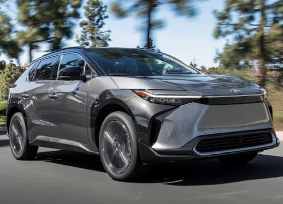 Em 2024, foram 140 mil EVs vendidos