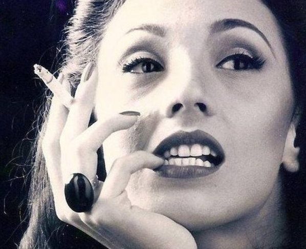 Teatro do Belas recebe a adaptação teatral da obra 'Água viva', de Clarice Lispector | © Divulgação