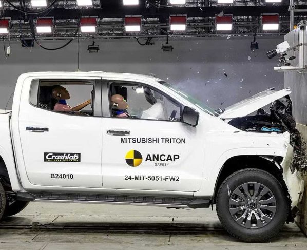 Mitsubishi Triton 2025
