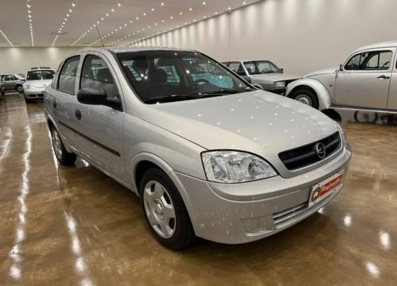 Chevrolet Corsa Sedan 1.8 2003