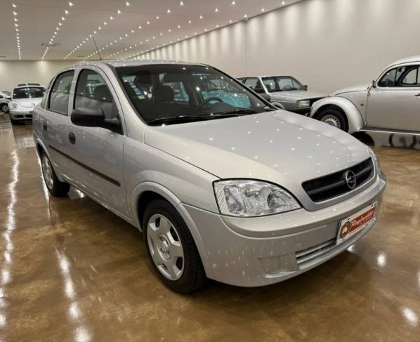 Chevrolet Corsa Sedan 1.8 2003