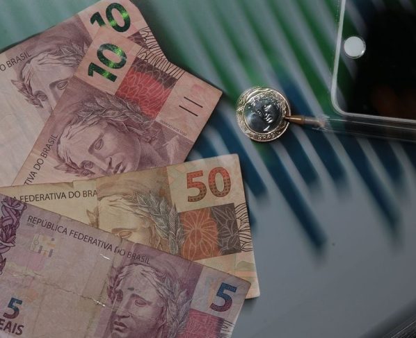 Economia, Moeda Real,Dinheiro, Calculadora