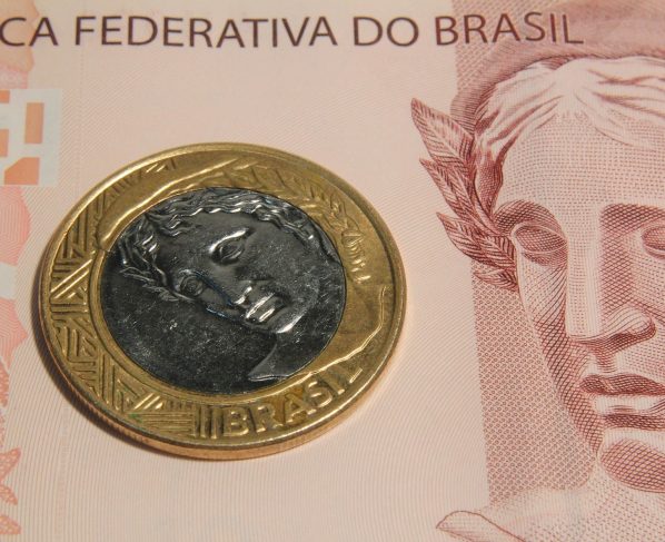 endividados