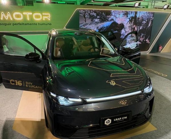 Leapmotor C16
