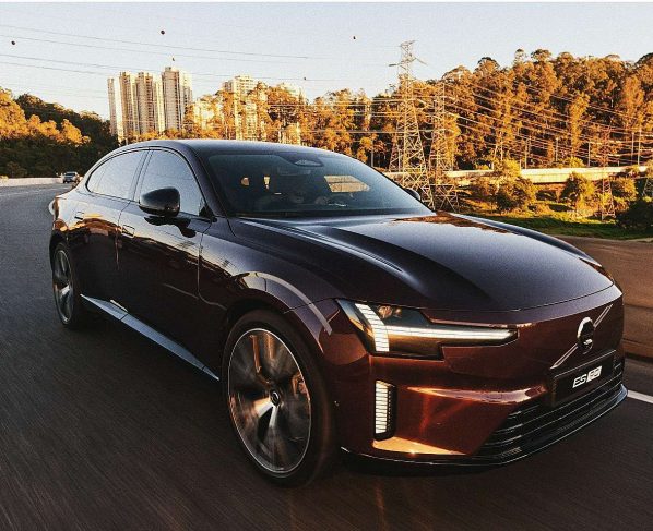 Volvo ES90 2027