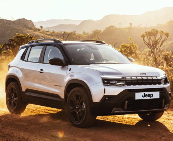 Jeep Avenger 85 anos