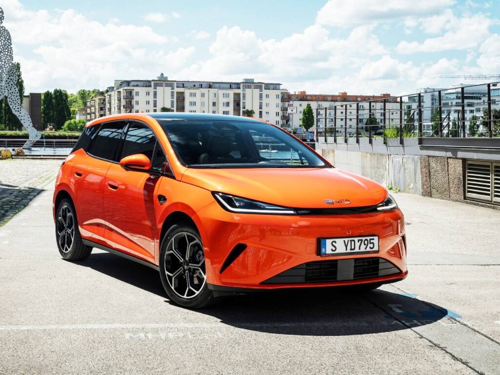 BYD Dolphin G DM-i