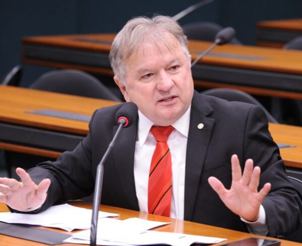 Audiência Pública - Destinação de recursos do programa Bolsa Família. Dep. Merlong Solano (PT-PI)