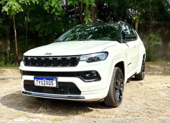 Jeep Compass Blackhawk